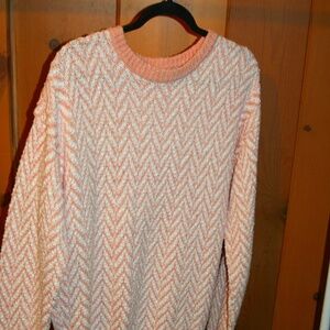 HUNT CLUB Pink and white sweater